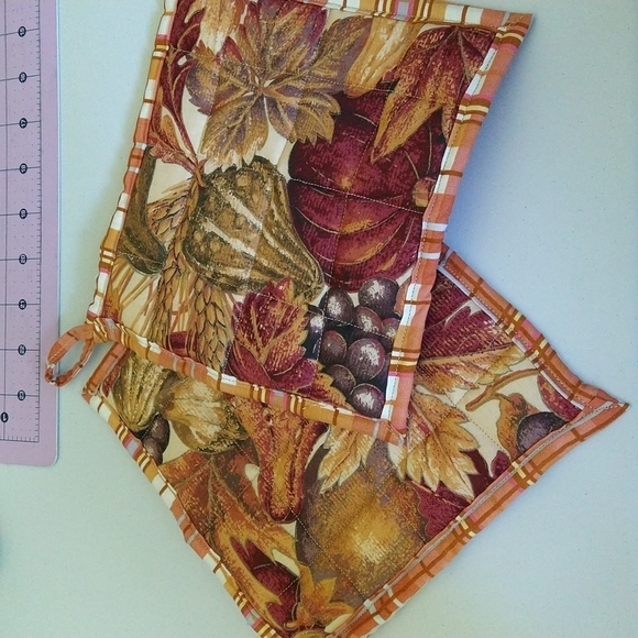 Homemade harvest potholders. Fall themed with vegetables wheat leaves fruit. New - Picture 5 of 6